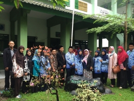 Kuliah Kerja Lapangan (KKL) Mahasiswa PGMI FTIK IAIN Pekalongan di Yogyakarta